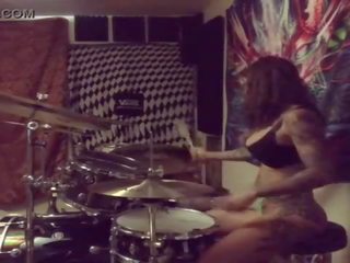 Felicity feline drums মধ্যে তার undies এ বাড়ি