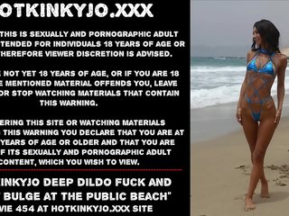 Hotkinkyjo 深 假阳具 他妈的 和 肚 bulge 在 该 公 海滩
