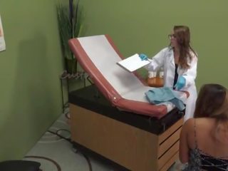 Gynecologist Helps daughter That Can't Orgasm Short Version