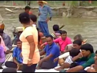 Bangladeshi fshat nxënës seks kapëse festë në varkë - hornyslutcams.com