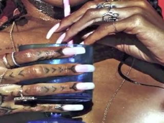 Rihanna naken kavalkade i hd! (must se! http://goo.gl/hy87nl)