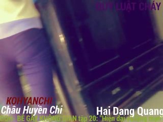 Najstnice mlada ženska pham vu linh ngoc sramežljivo scanje hai dang quang šola chau huyen chi razpis punca